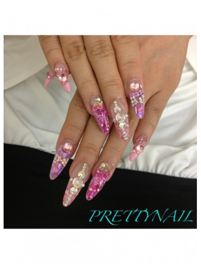 ピンクヒョウ柄とホログラムのキラキラスカルプ 池袋のネイルサロン ネイルスクール Prettynail プリティーネイル
